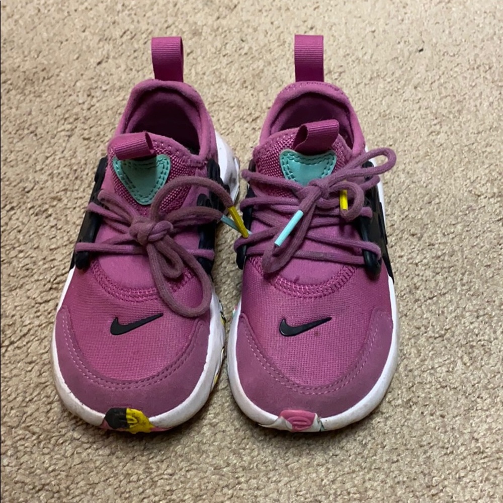 11C Girls Nike
